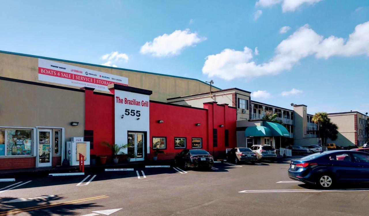 Executive Economy Lodge Pompano Beach Exterior photo